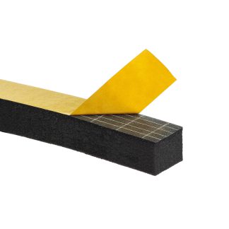 Uszczelka 15x15mm 40&deg;ShA samoprzylepna EPDM 10mb wzmocniona
