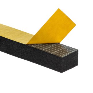 Uszczelka 15x20mm 40&deg;ShA samoprzylepna EPDM 10mb wzmocniona