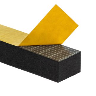 Uszczelka 20x30mm 40&deg;ShA samoprzylepna EPDM 10mb wzmocniona