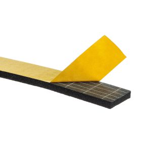 Uszczelka 3x15mm 40&deg;ShA samoprzylepna EPDM 10mb wzmocniona