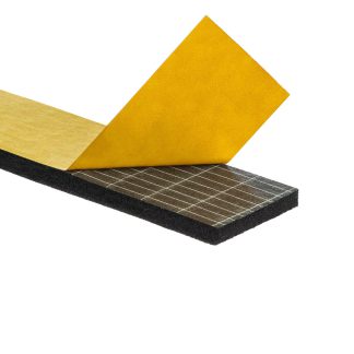 Uszczelka 5x40mm 40°ShA samoprzylepna EPDM 10mb wzmocniona